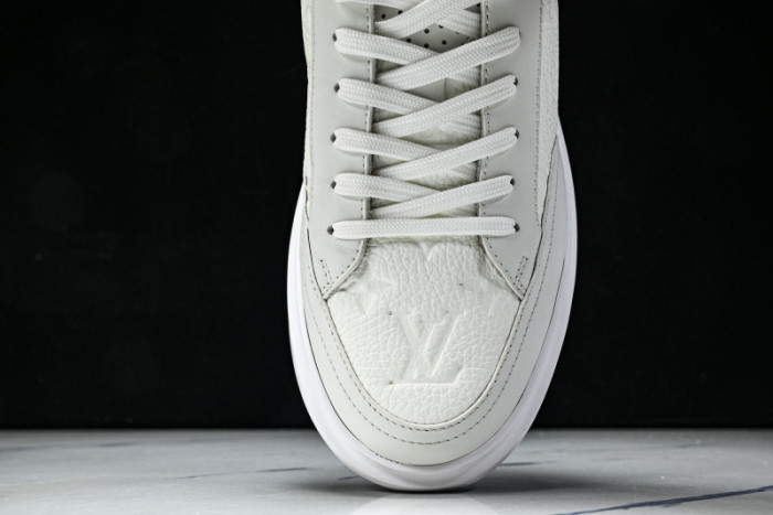 LV SNEAKER FOR-LV383