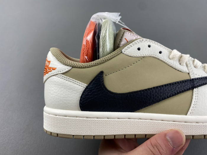 Travis Scott x Air Jordan 1 Low DZ137-701