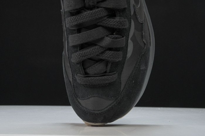 Nike Vaporwaffle Sacai Black Gum DD1875-001
