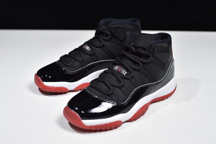 Jordan 11 Retro Playoffs Bred (2019) 378037-061
