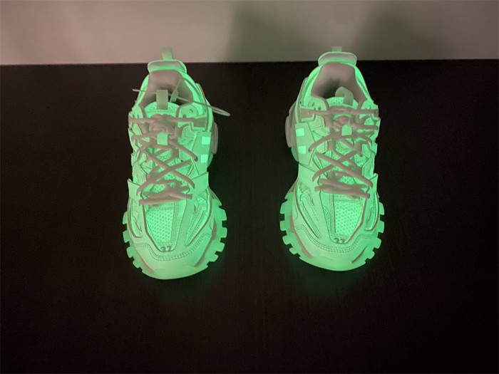 BLCG Track Trainer White Glow In The Dark  542436 W3CR1 9000