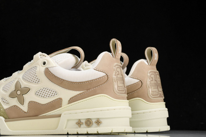 LV SNEAKER LOW  22202