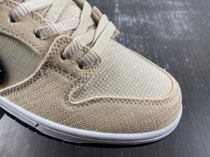 Albino & Preto x Nike Dunk SB Low  FD2627-200