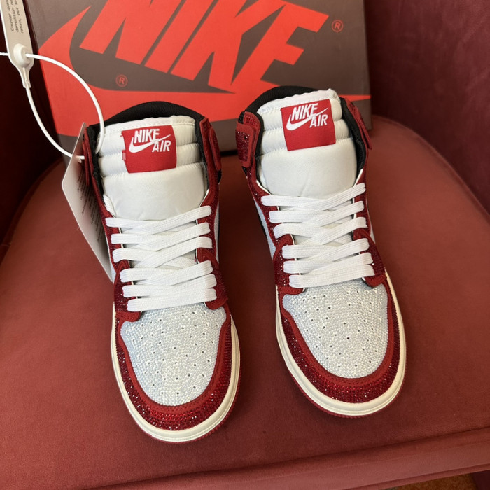 AIR JORDAN 1 RETRO  AJ-08