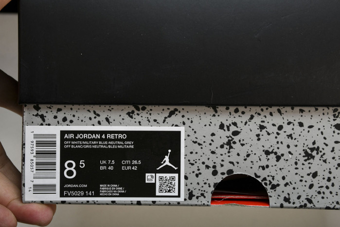 AIR JORDAN 4 RETRO "Military Blue" FV5029-141