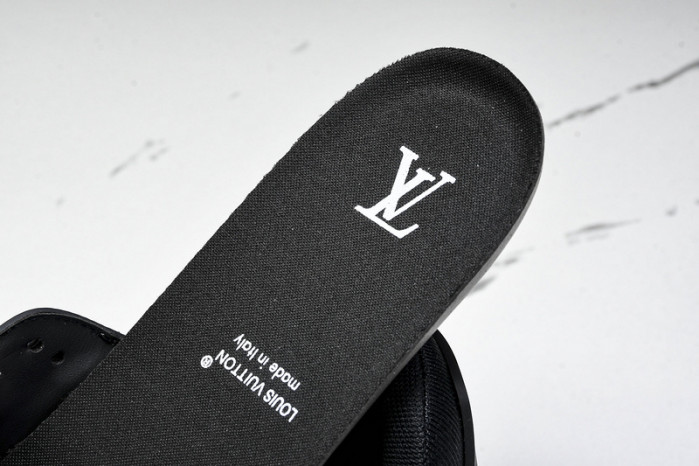 LV SNEAKER LOW FOR-LV212