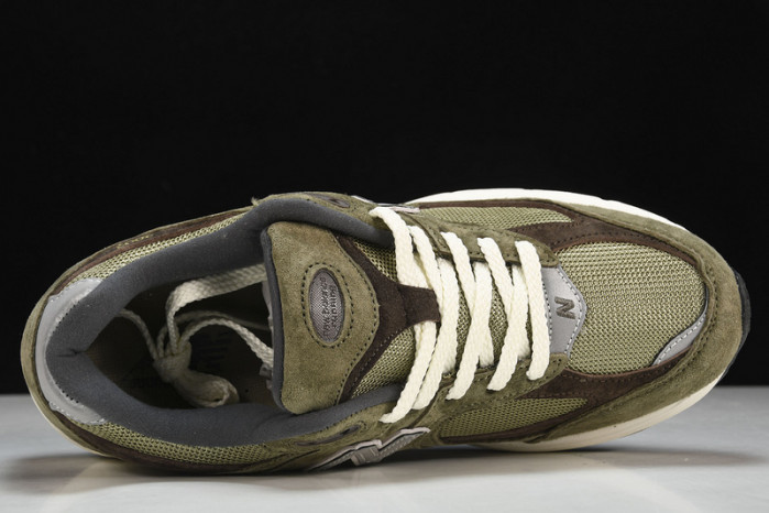 New Balance yeeshoes  M2002RHN