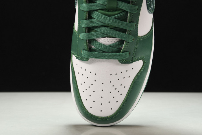 NIKEDunk Low ESS“Green Paisley” DH4401-102