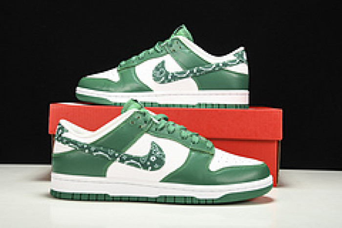 NIKEDunk Low ESS“Green Paisley” DH4401-102