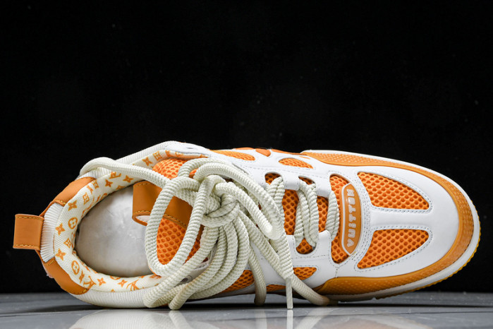 LV SNEAKER LOW  012402