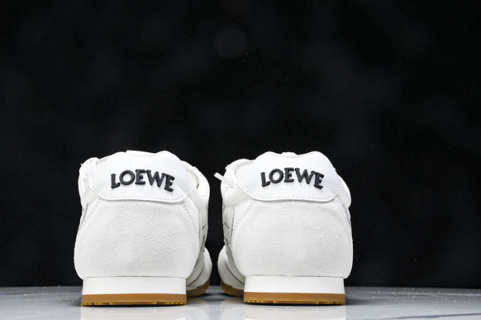 L*0ewe Ballet Runner LW-FOR08