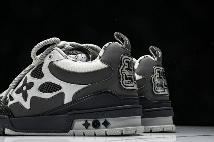 LV SNEAKER LOW  10801