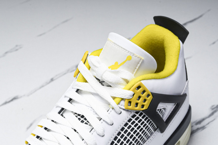 Air Jordan 4 WMNS “VividSulfur” AQ9129-101