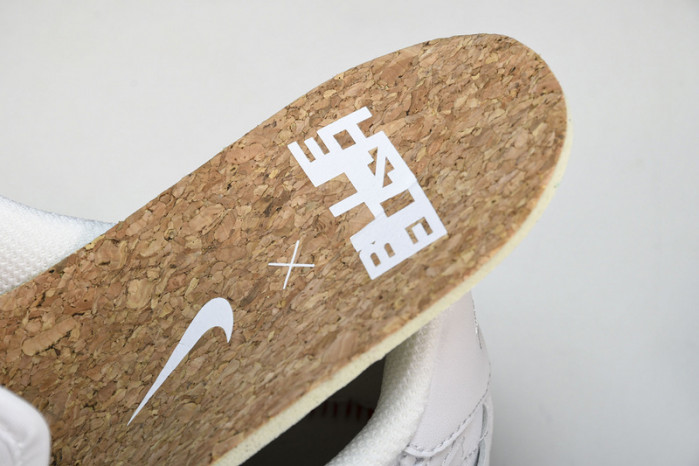 Nike Air Force 1 Low "Triple White" X Billie Eilish  DZ3674-100