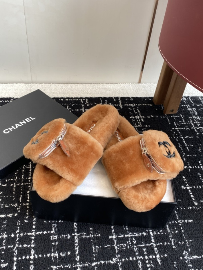 CH*NEL SLIPPERS