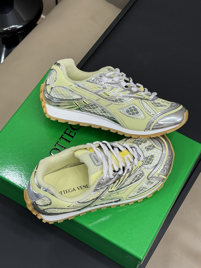 b0tt*ga Ven*ta orbit sneaker