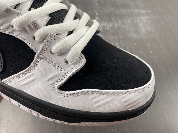 Nike SB Dunk Low Decon 