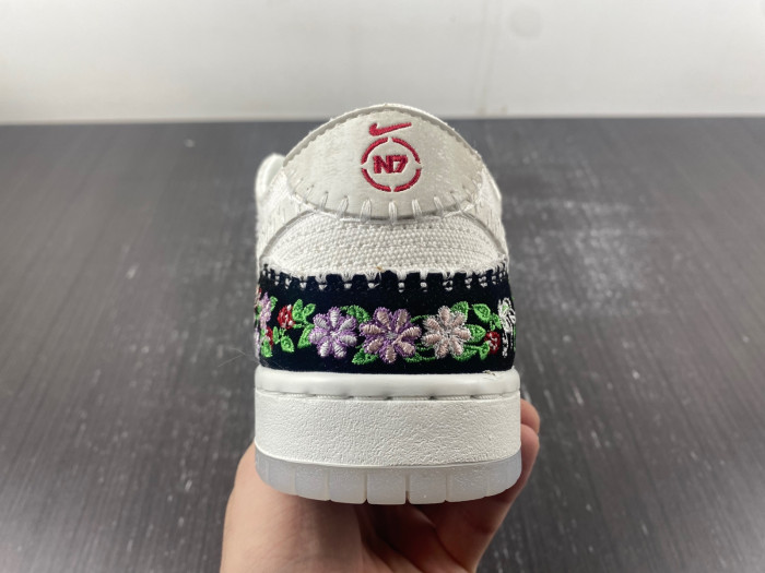 Nike SB Dunk Low Decon 