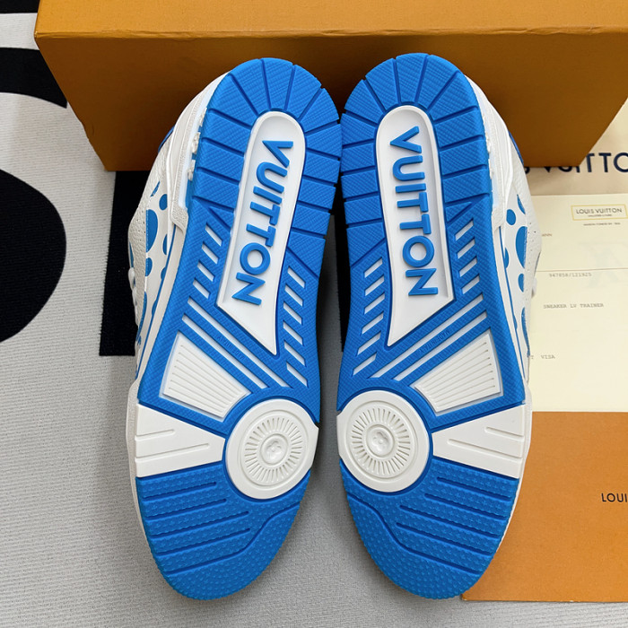 LV SNEAKER LOW 80404