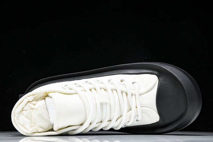 b0tt*ga Ven*ta  jumbo sneaker