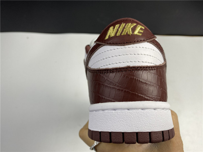 nike sb dunk low Svp*me stars barkroot brown (2021)  dh3228-103