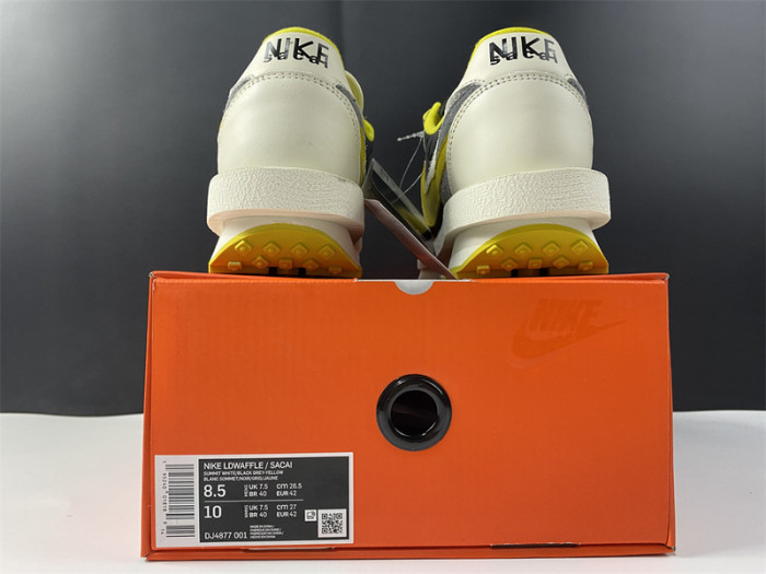 Nike LDWaffle Undercover sacai Bright Citron DJ4877 001