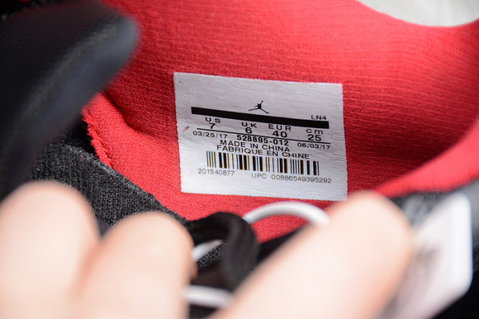 Jordan 11 Retro Low Bred  528895-012